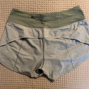Lululemon Speed Up Mid-Rise Lined Short 4”